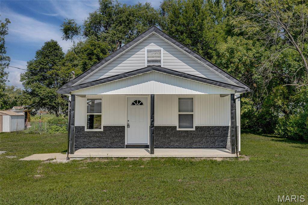 3037 Highway 221, Doe Run, MO 63637