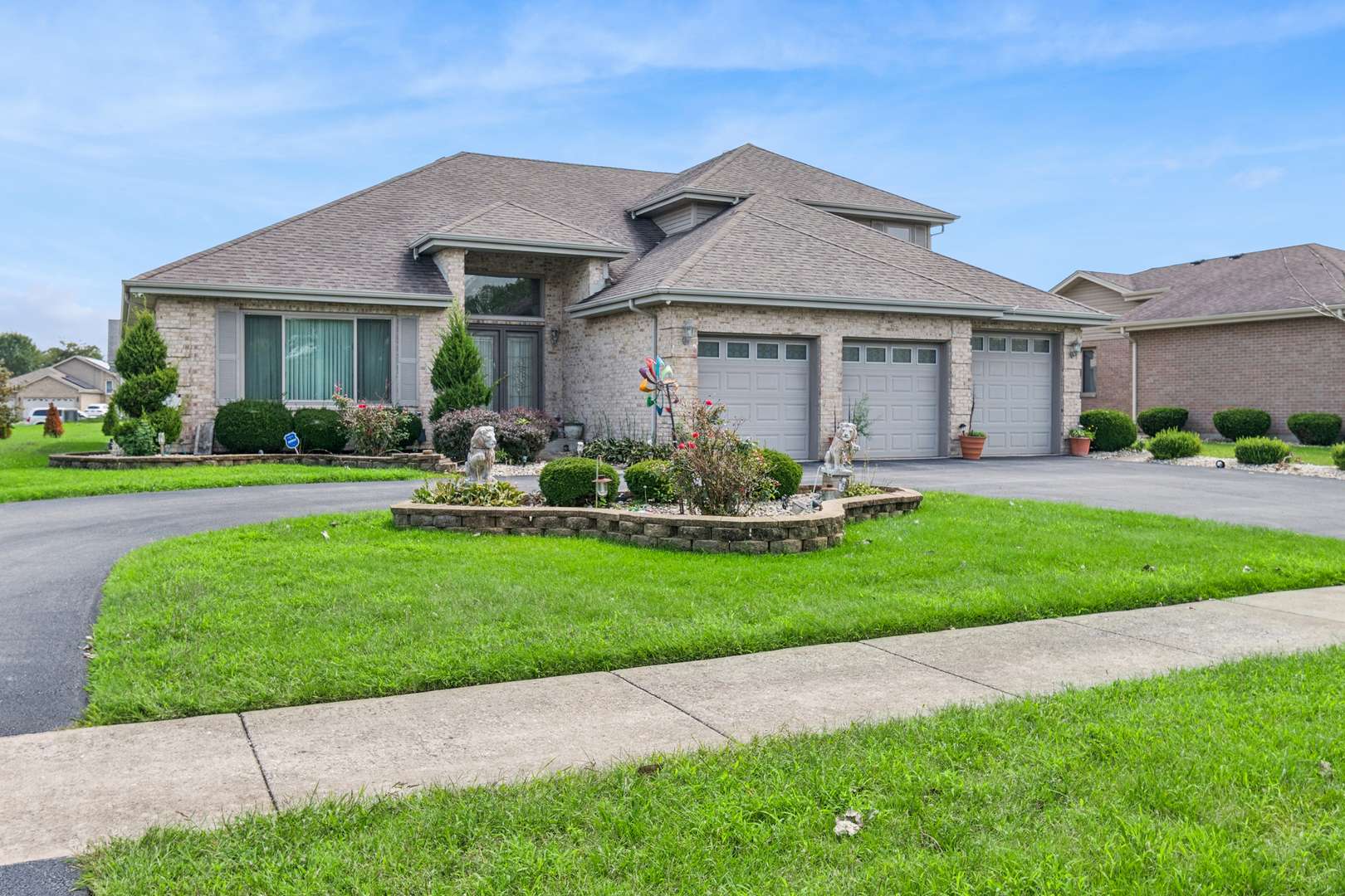 181 Maryview Pkwy, Matteson, IL 60443