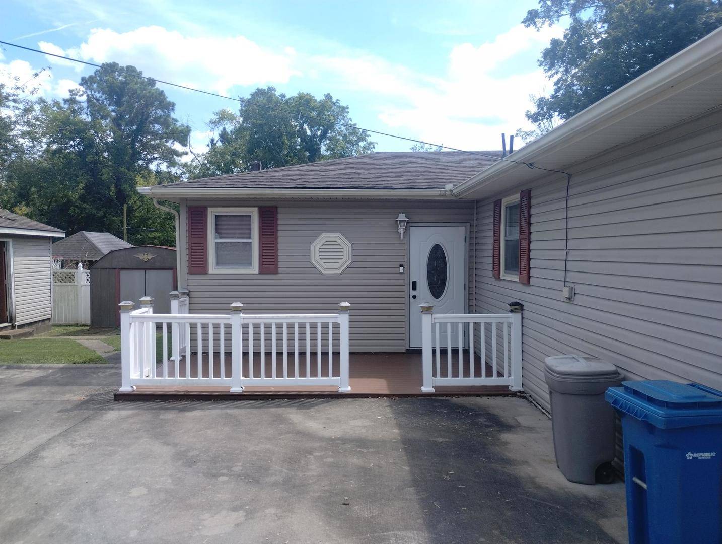 102 S J ST, Jonesboro, IL 62952