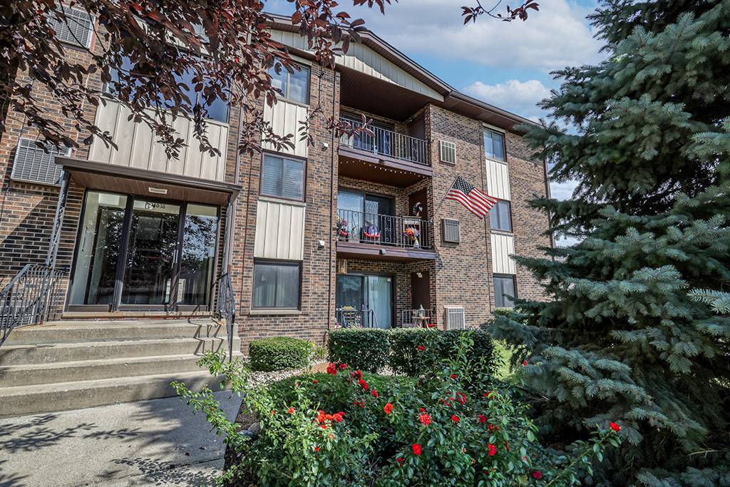 14035 Laramie AVE #409, Crestwood, IL 60418