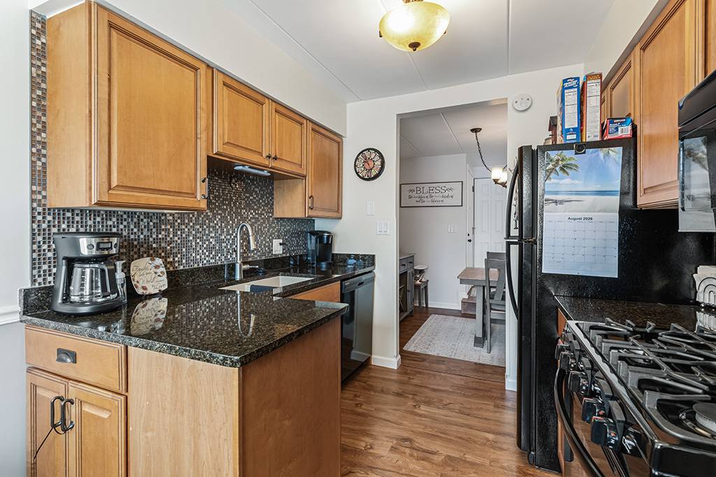 14035 Laramie AVE #409, Crestwood, IL 60418