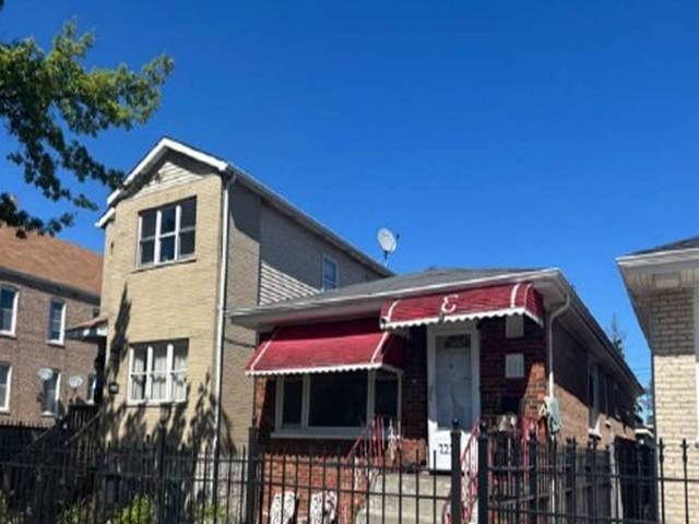 2225 S Kenneth AVE, Chicago, IL 60623