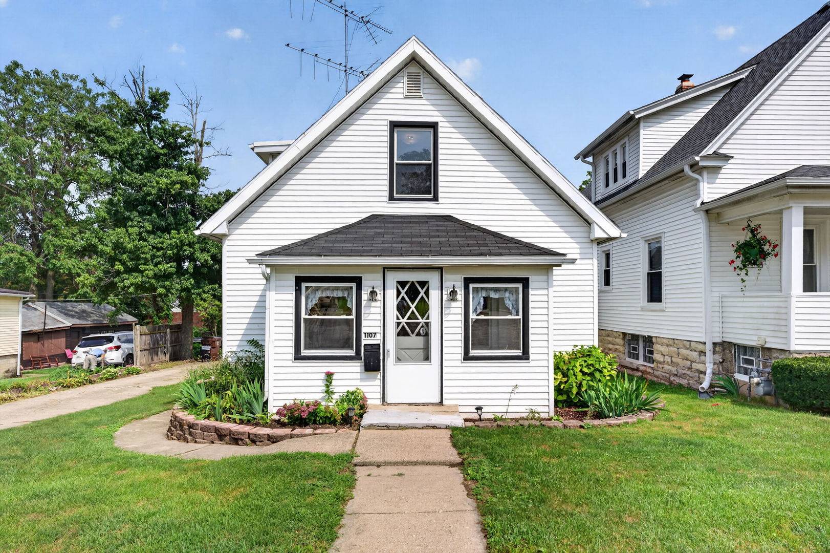 1107 Sterling AVE, Joliet, IL 60432