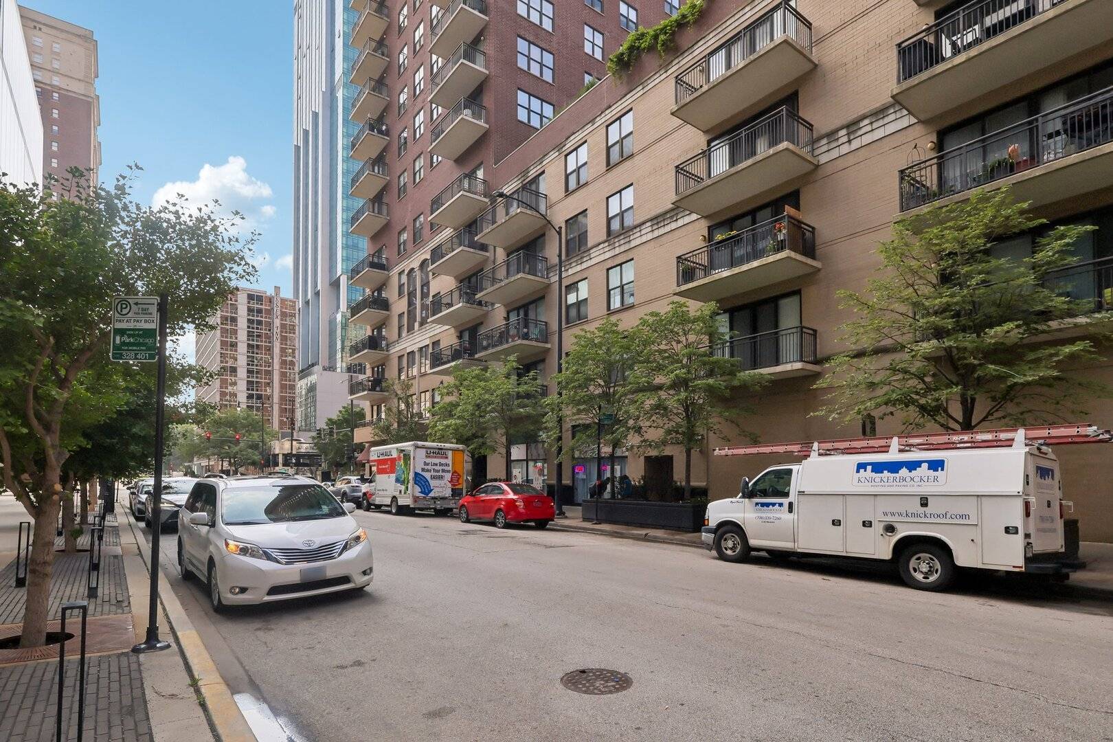 41 E 8th ST #1102, Chicago, IL 60605