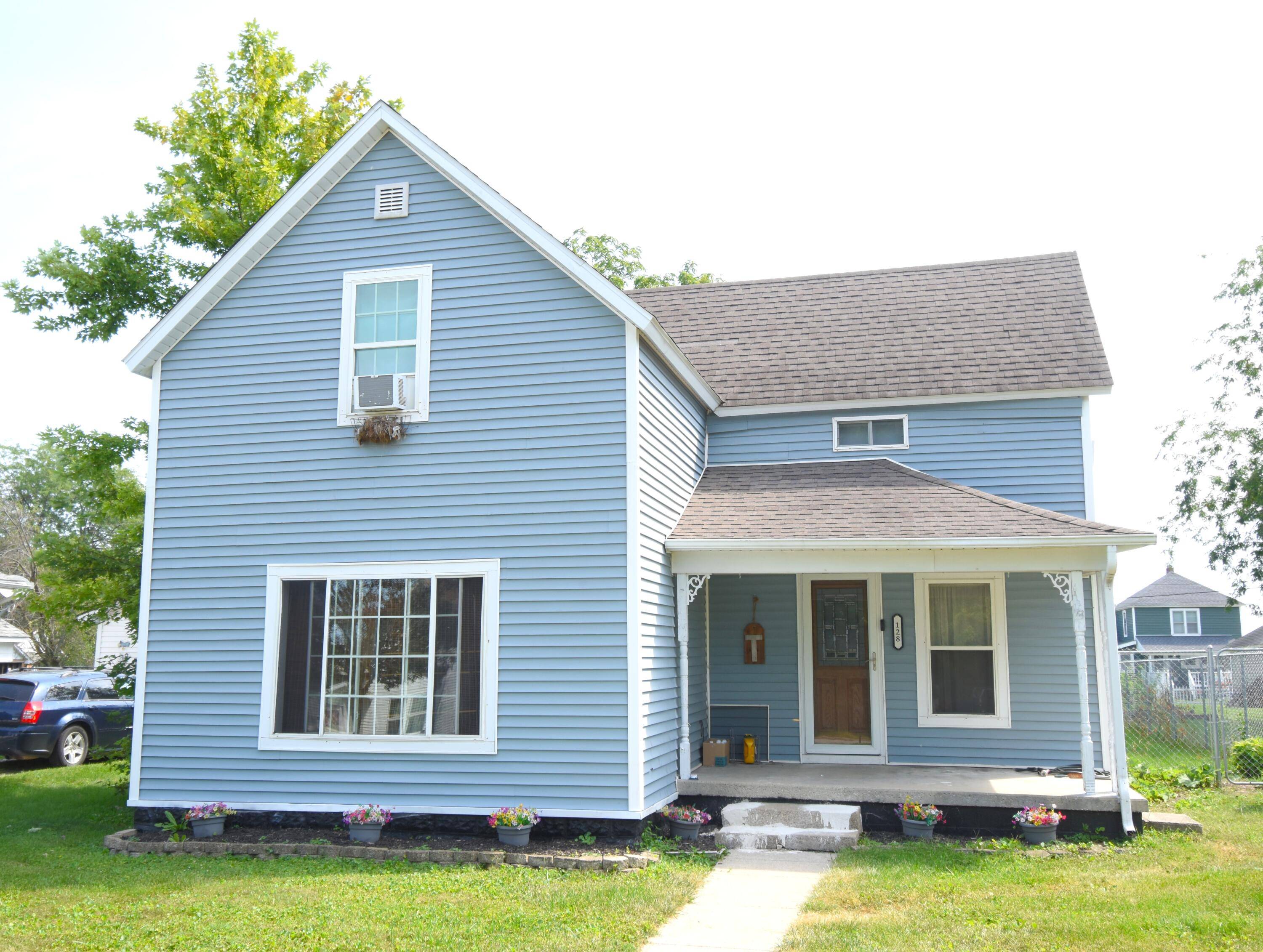 128 S Brooks Street, Francesville, IN 47946