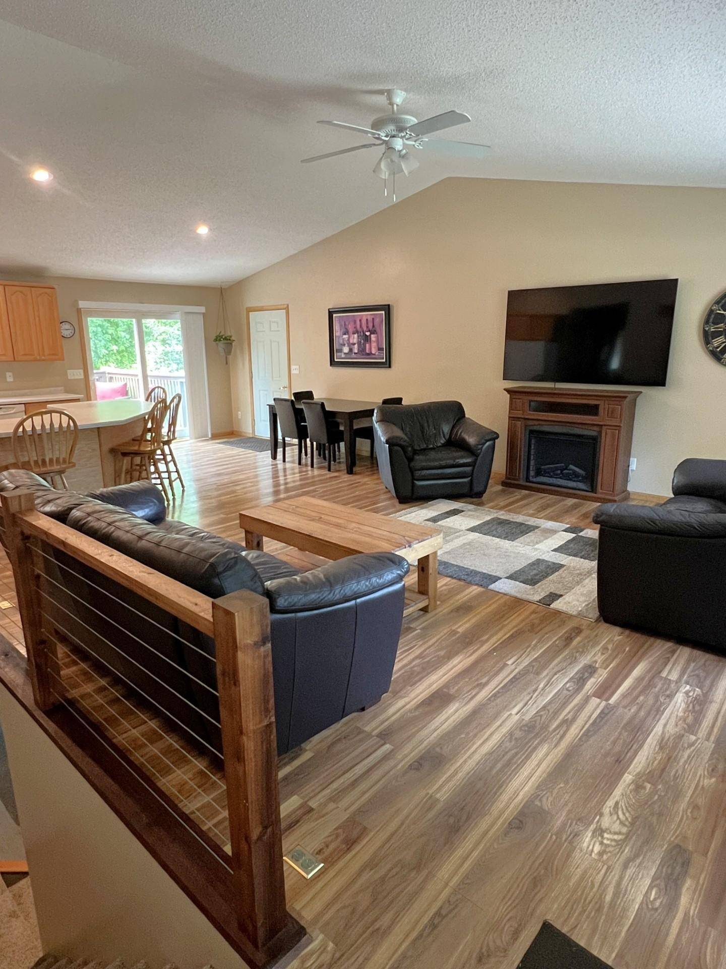 4806 22nd ST NE, Willmar, MN 56201