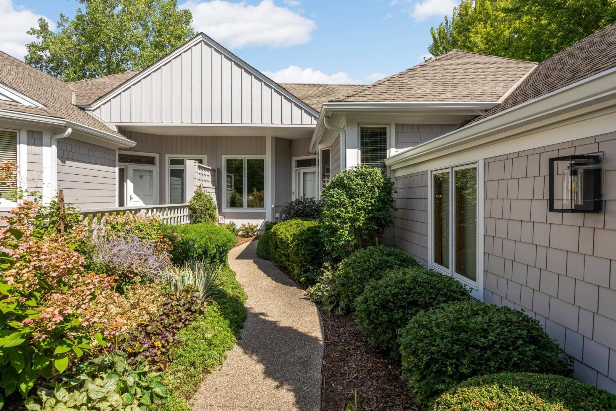 2934 Pelican Point CIR, Mound, MN 55364