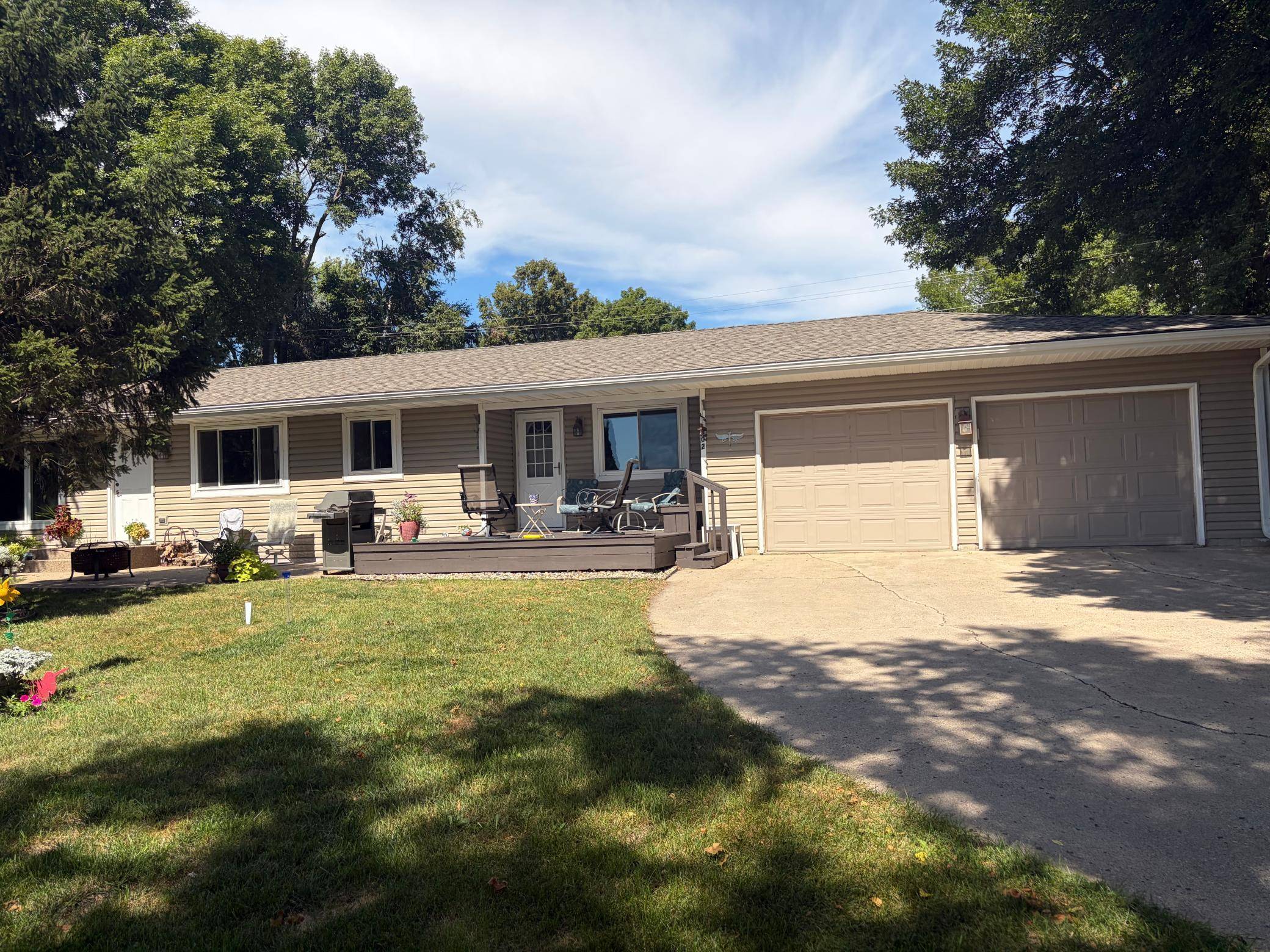 202 4th ST, Kerkhoven, MN 56252