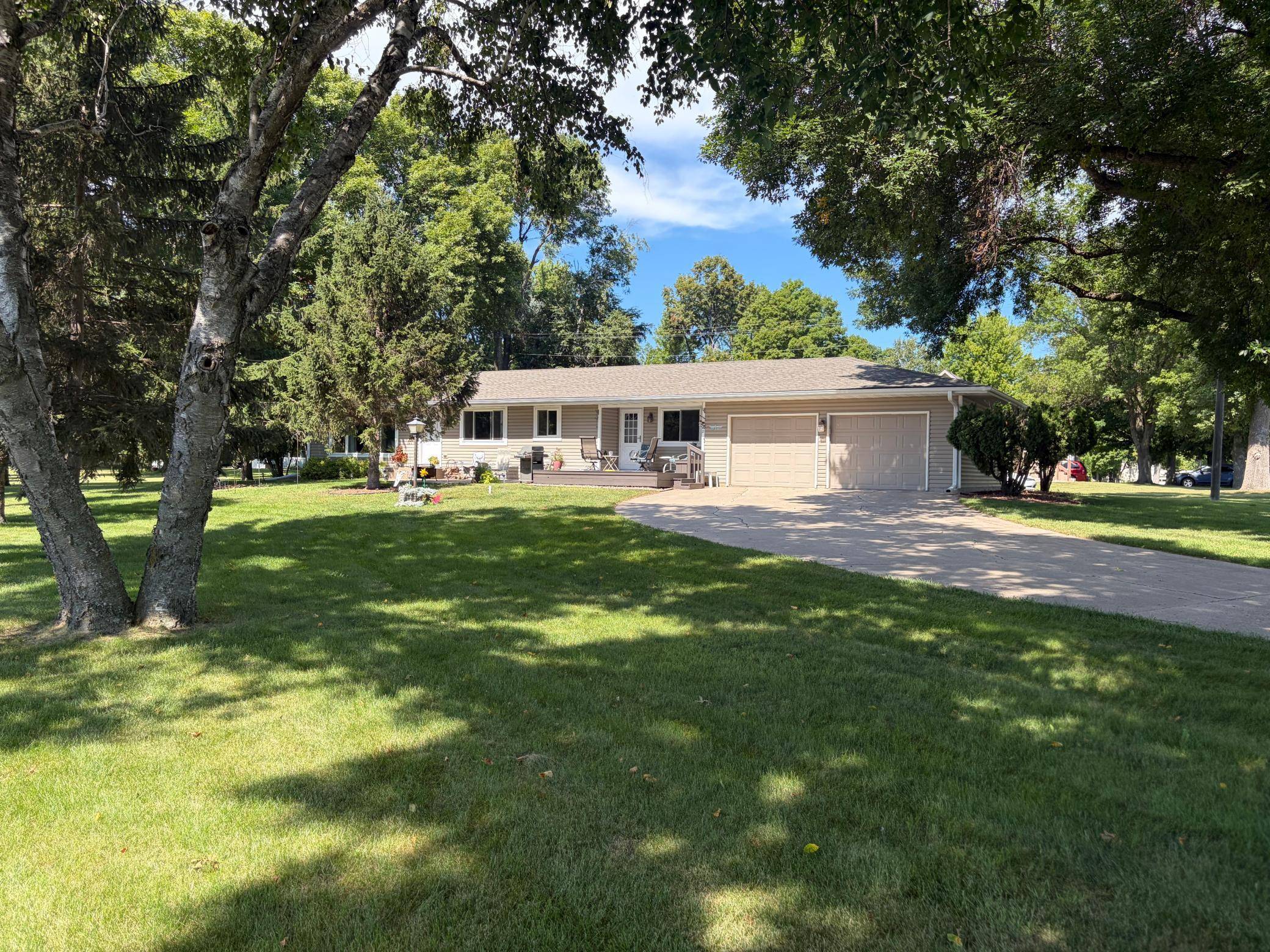 202 4th ST, Kerkhoven, MN 56252