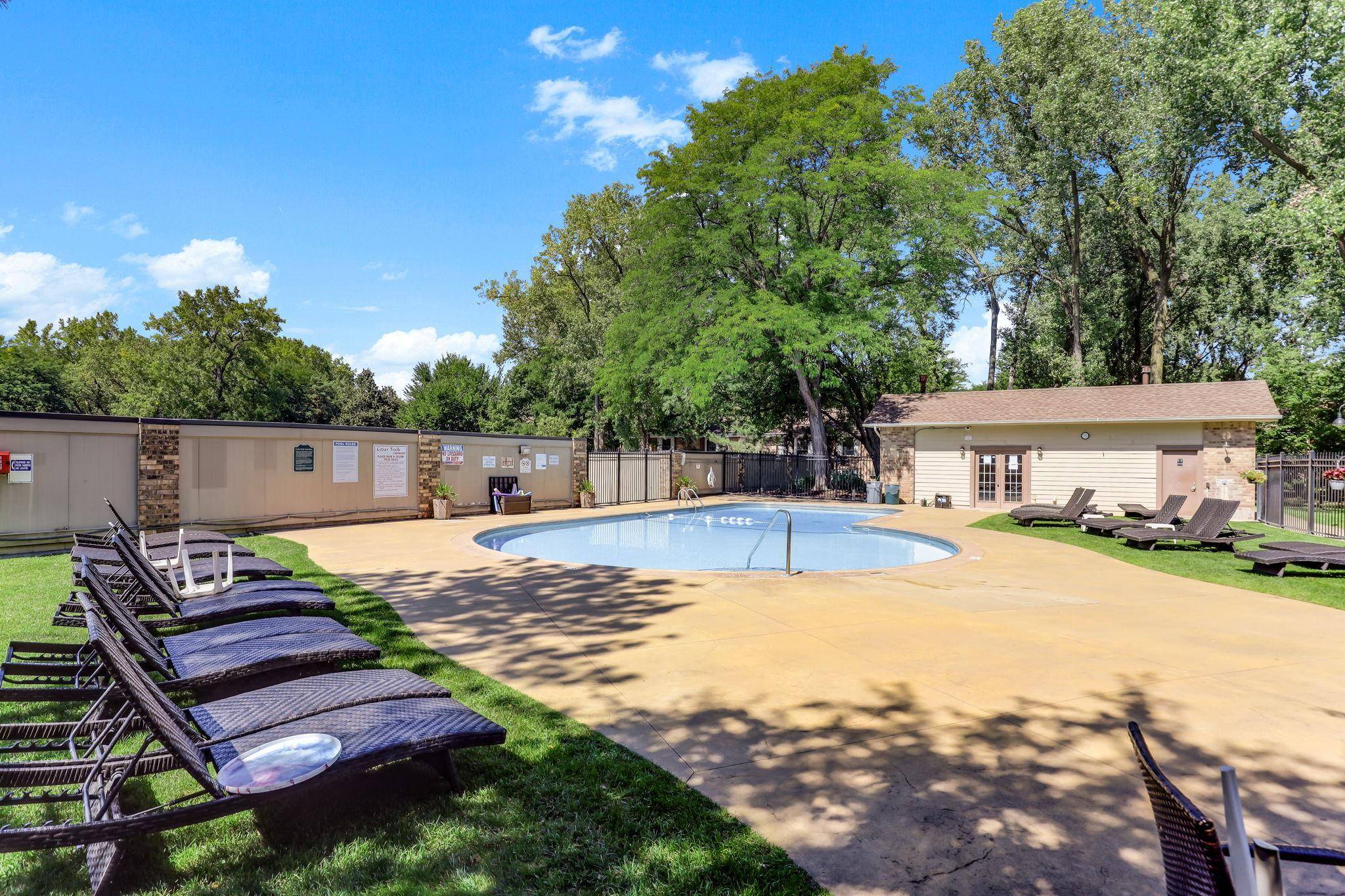 4548 Cedar Lake RD S #2, Saint Louis Park, MN 55416