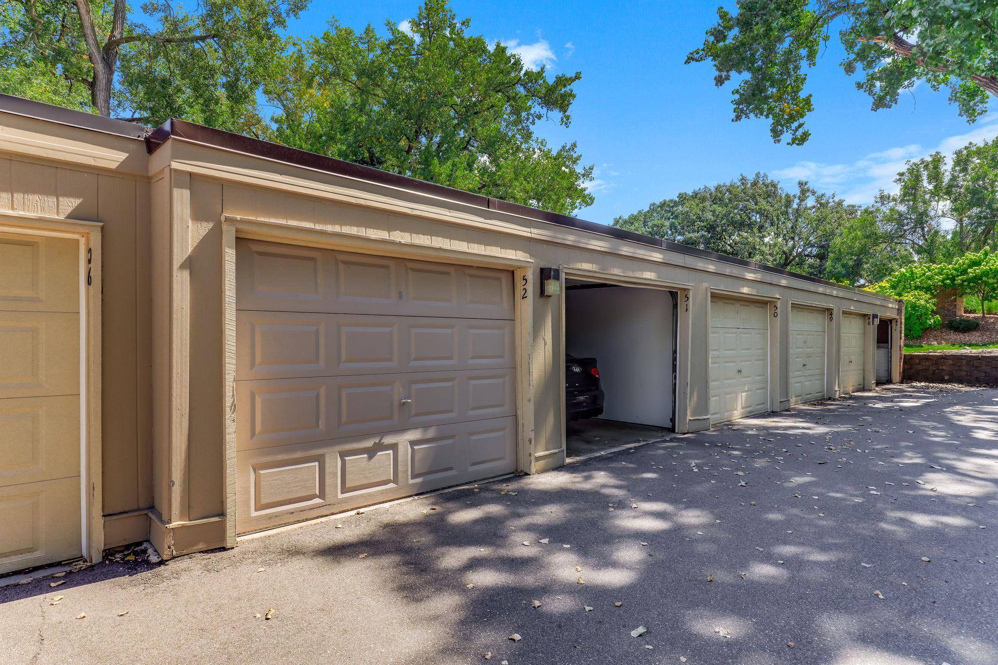 4548 Cedar Lake RD S #2, Saint Louis Park, MN 55416