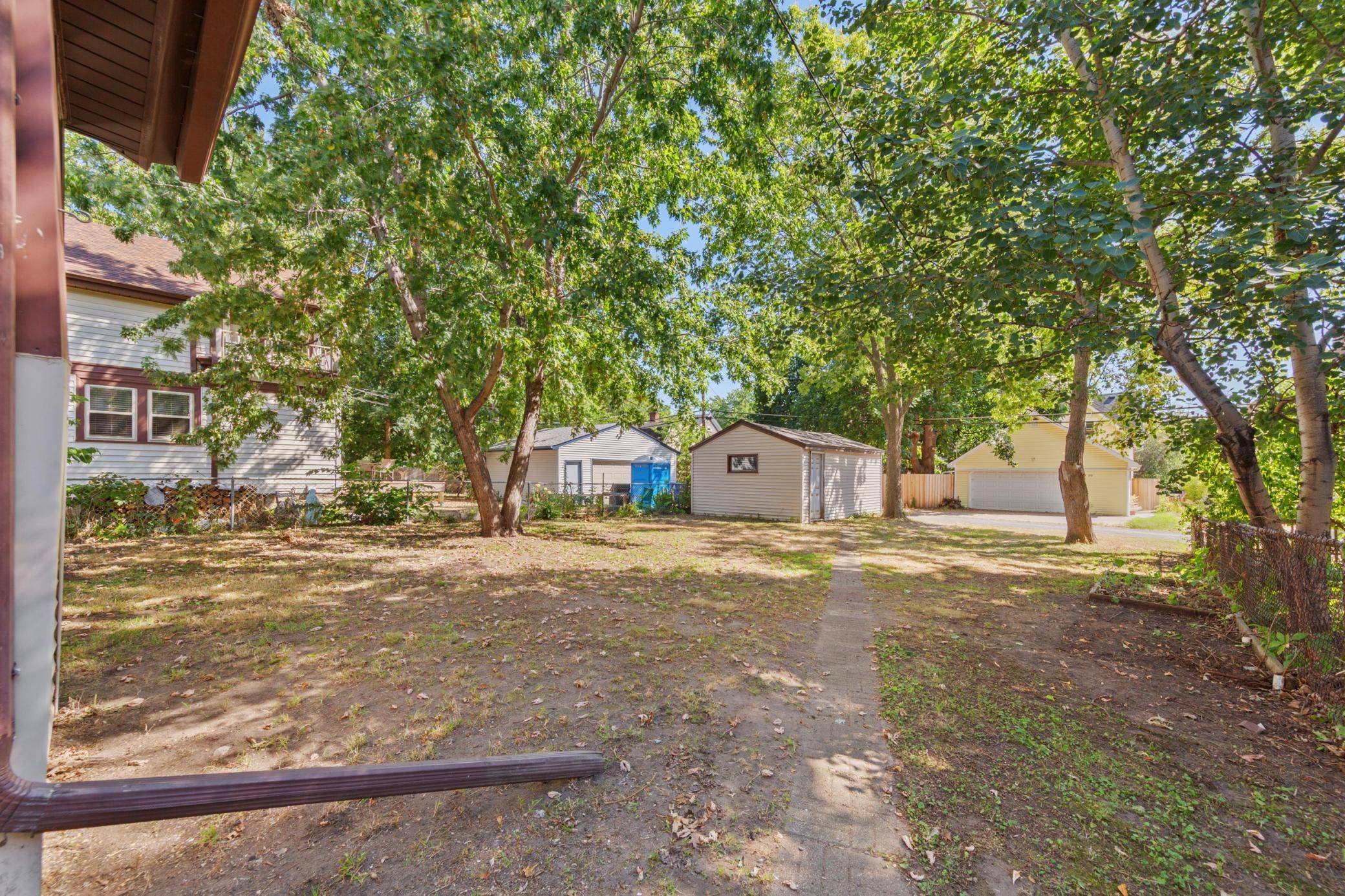 1716 Iglehart AVE, Saint Paul, MN 55104