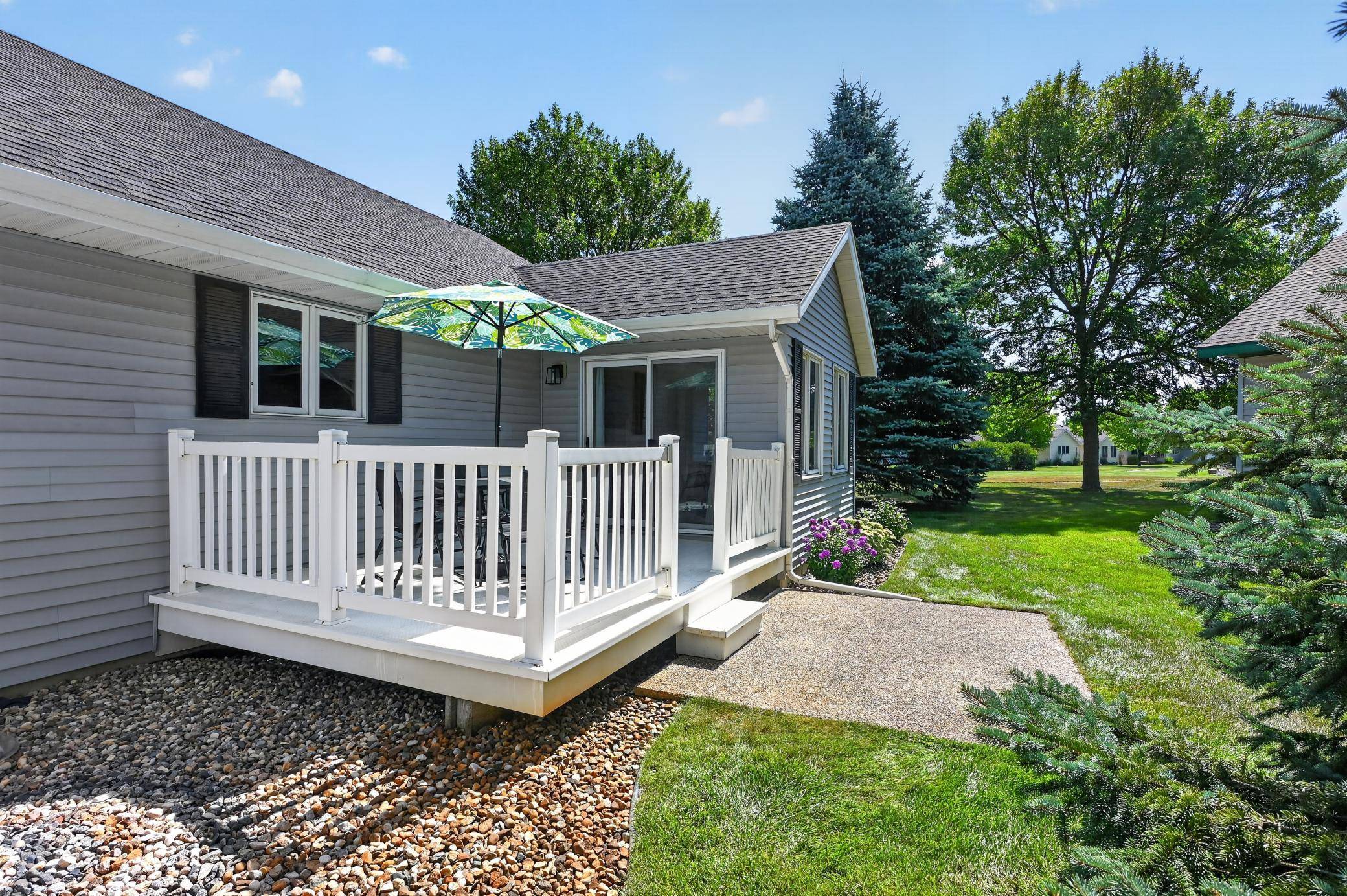 1258 Westbrook CIR, Alexandria, MN 56308