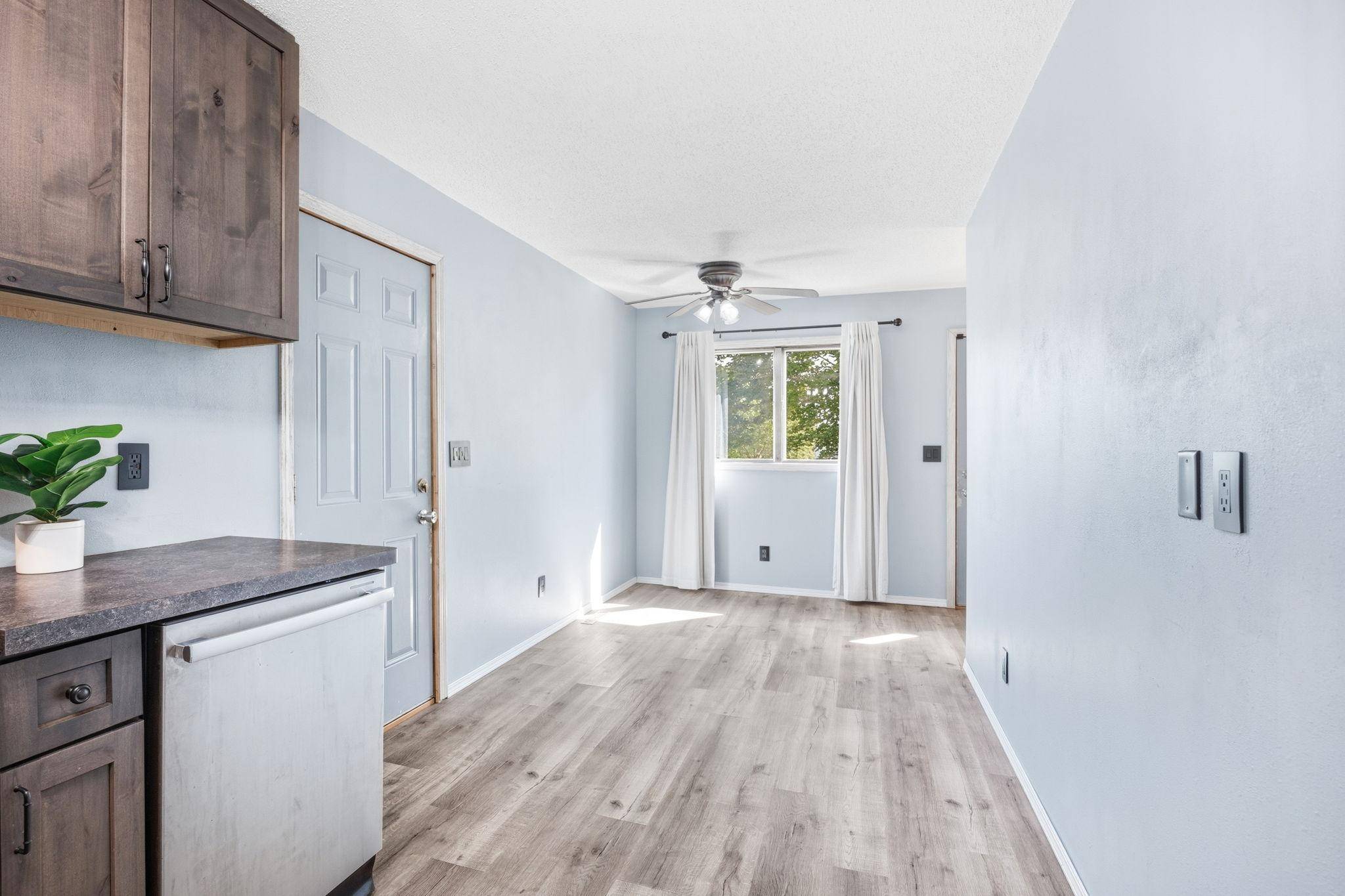708 California ST NW, Hutchinson, MN 55350