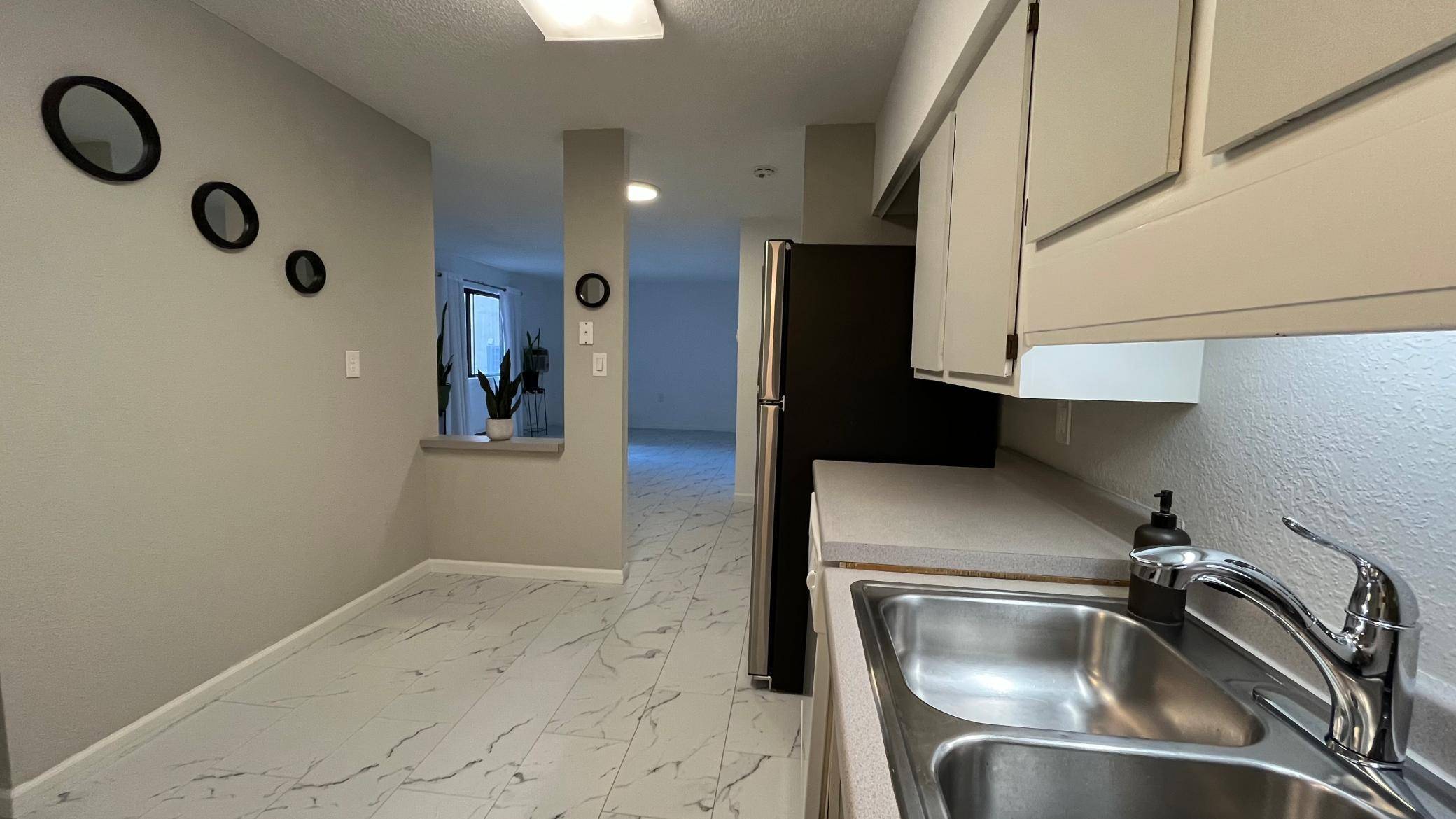 221 Grand AVE W #108, South Saint Paul, MN 55075