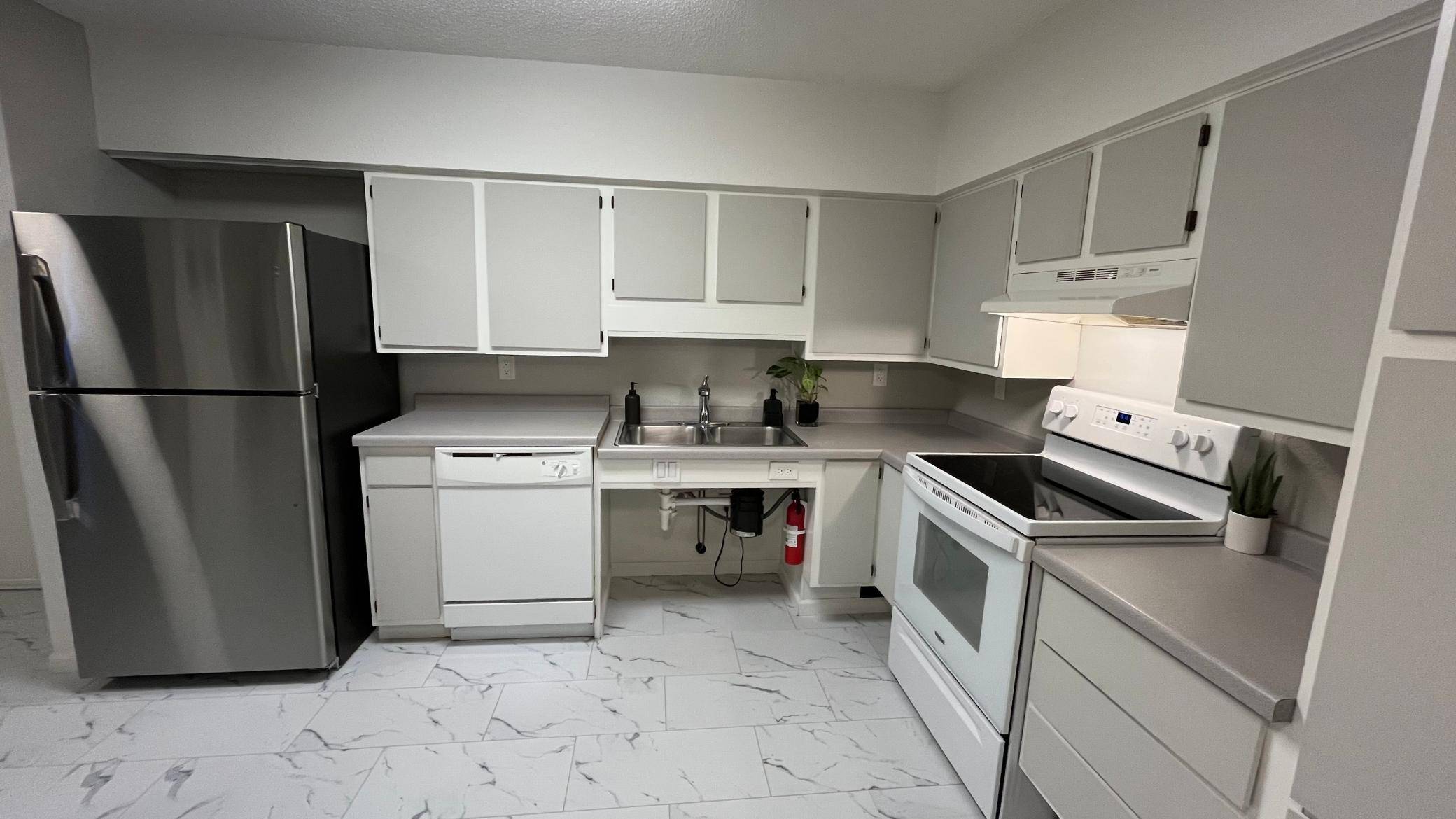 221 Grand AVE W #108, South Saint Paul, MN 55075