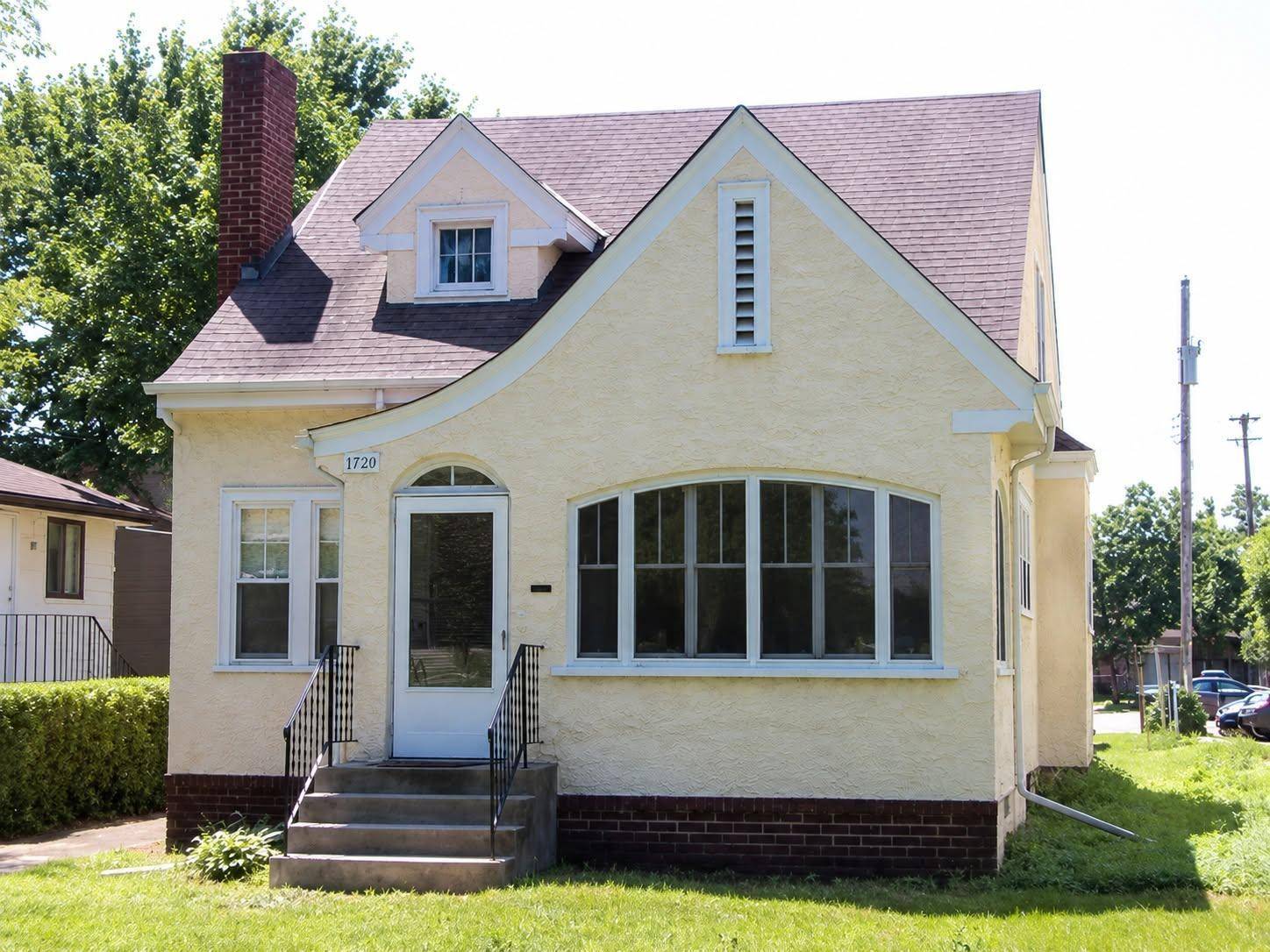 1720 Rollins AVE SE, Minneapolis, MN 55414