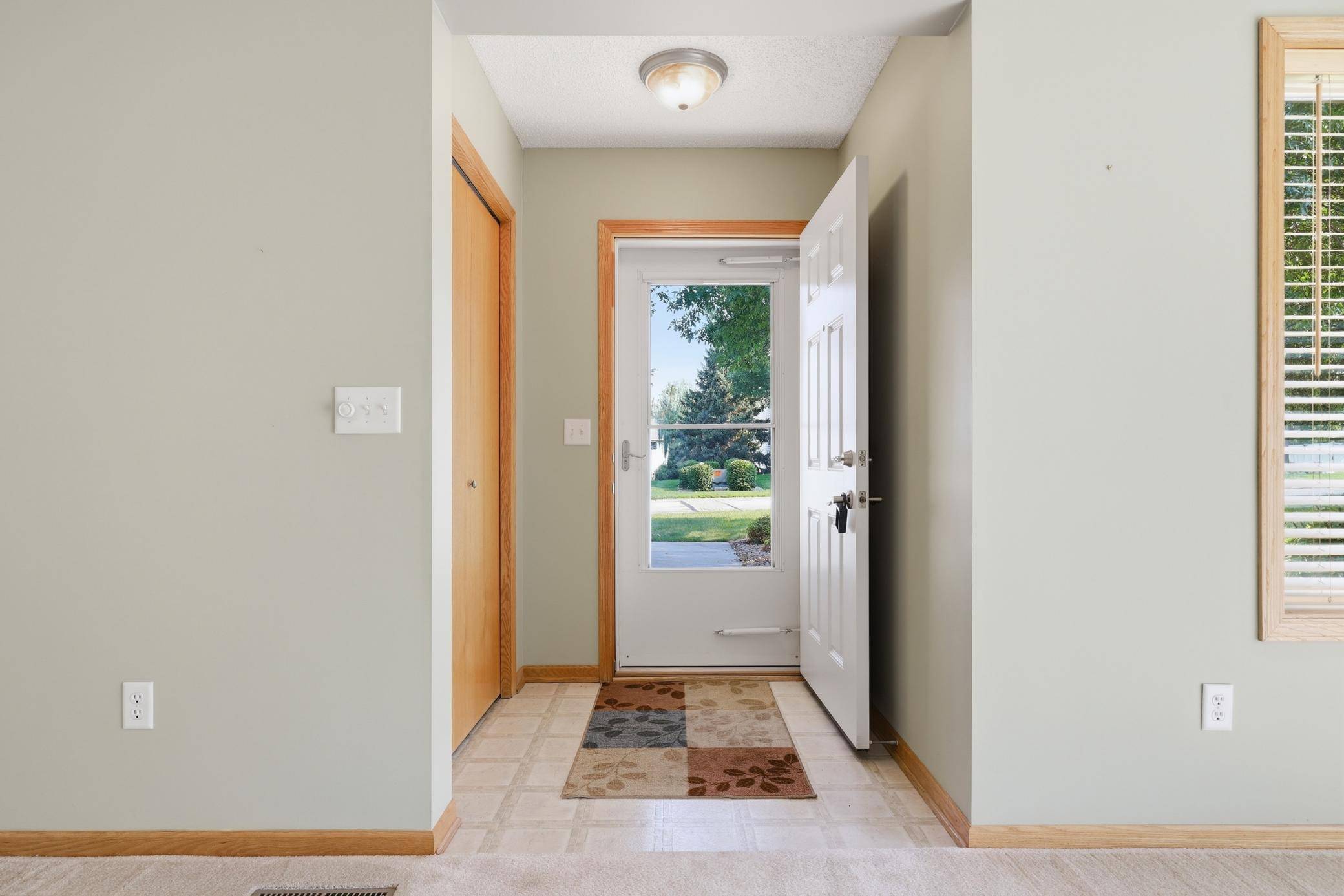 1005 Ivy Ridge TER, Buffalo, MN 55313