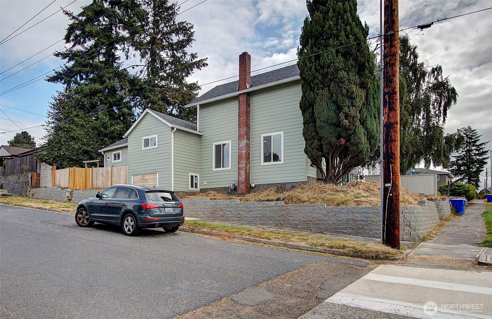 601 Cowlitz WAY, Kelso, WA 98626