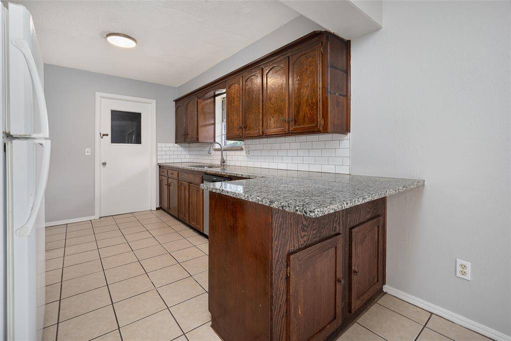 1233 SW 91st ST, Oklahoma City, OK 73139