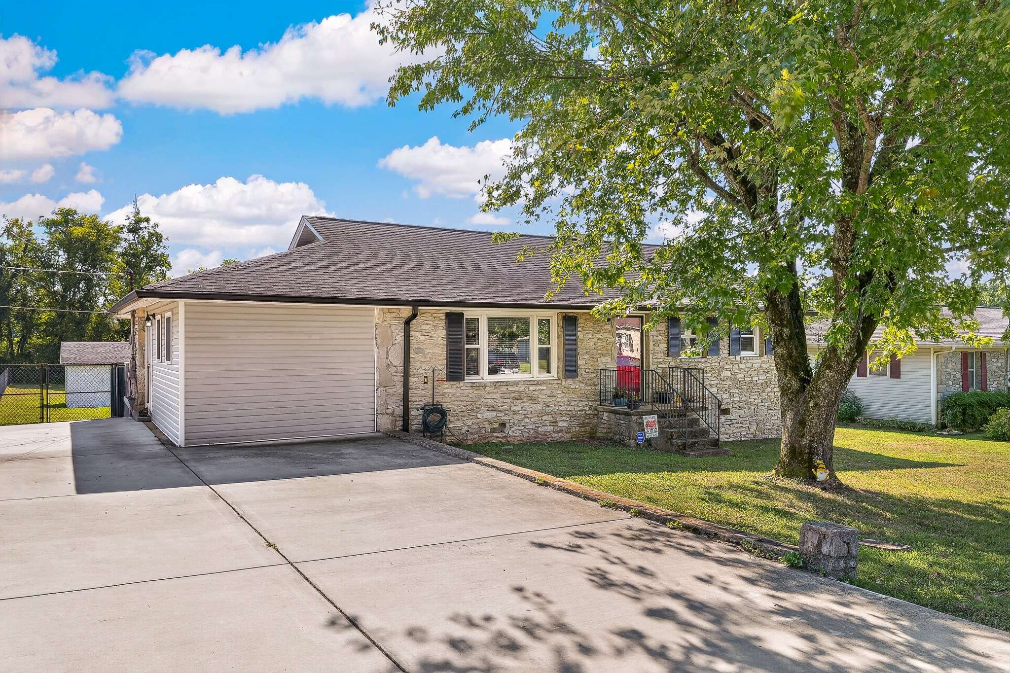 133 High Ave, Fayetteville, TN 37334