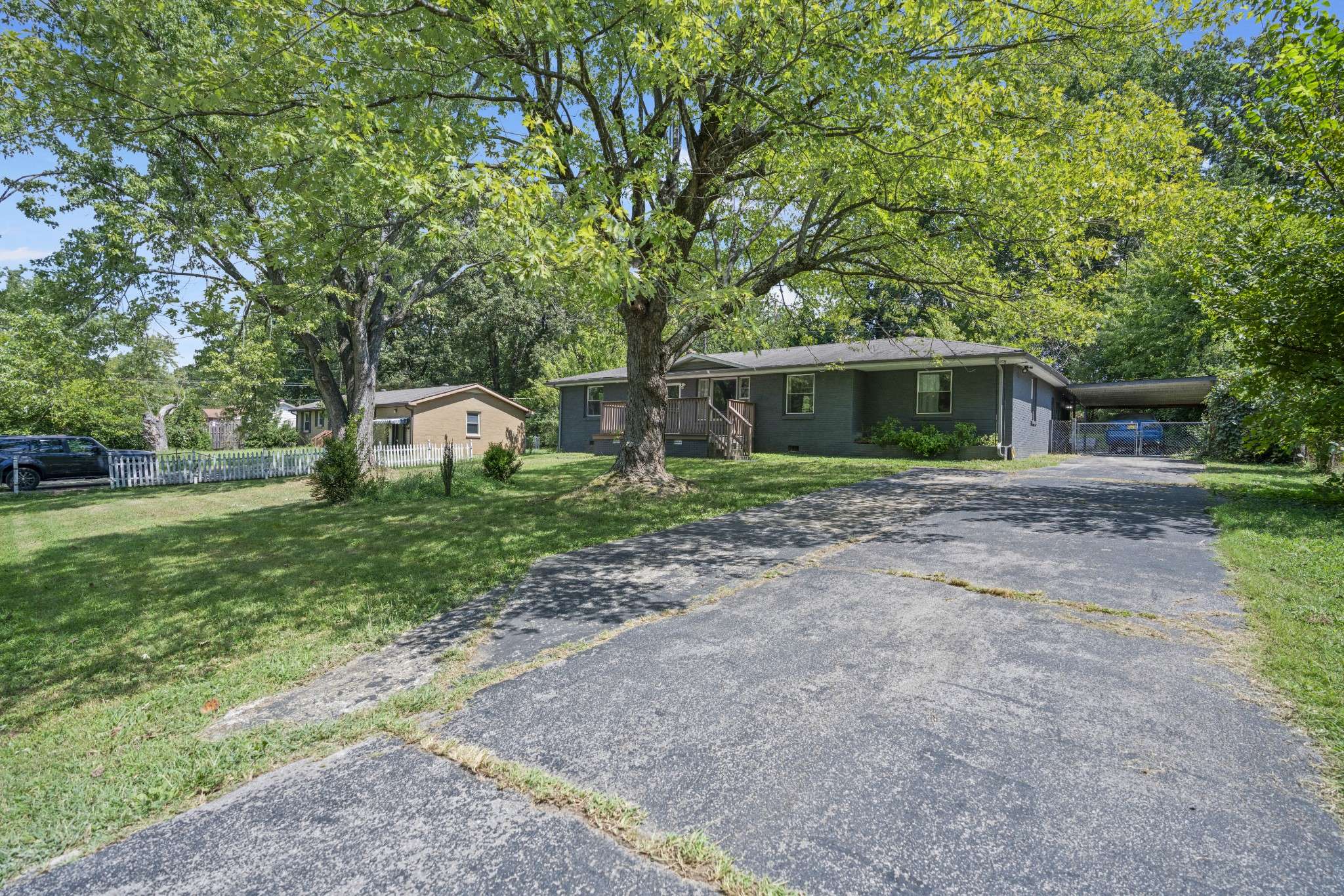 202 Yorktown Rd, Clarksville, TN 37042