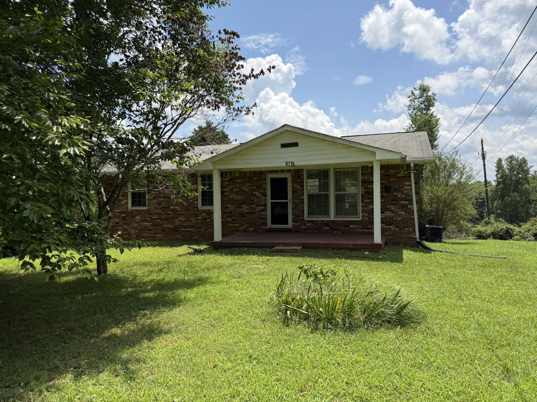 6716 Brown Hollow Rd, Lyles, TN 37098