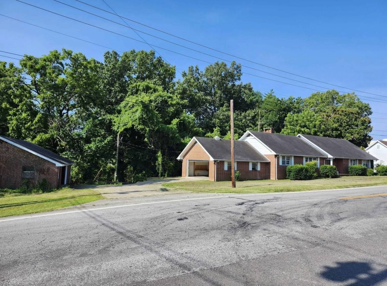 429 Spring St, Dover, TN 37058