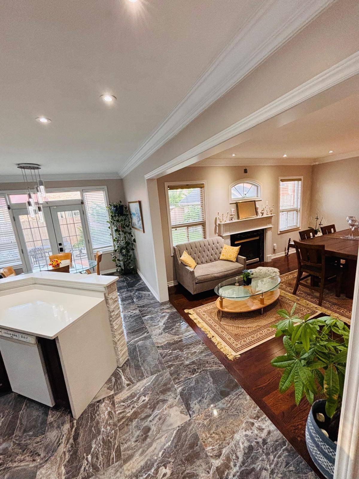 137 Fitzgerald CRES, Milton, ON L9T 5Y6