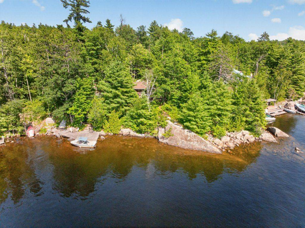125 Mazinaw Lake Boat Access N/A, Addington Highlands, ON K0H 1K0