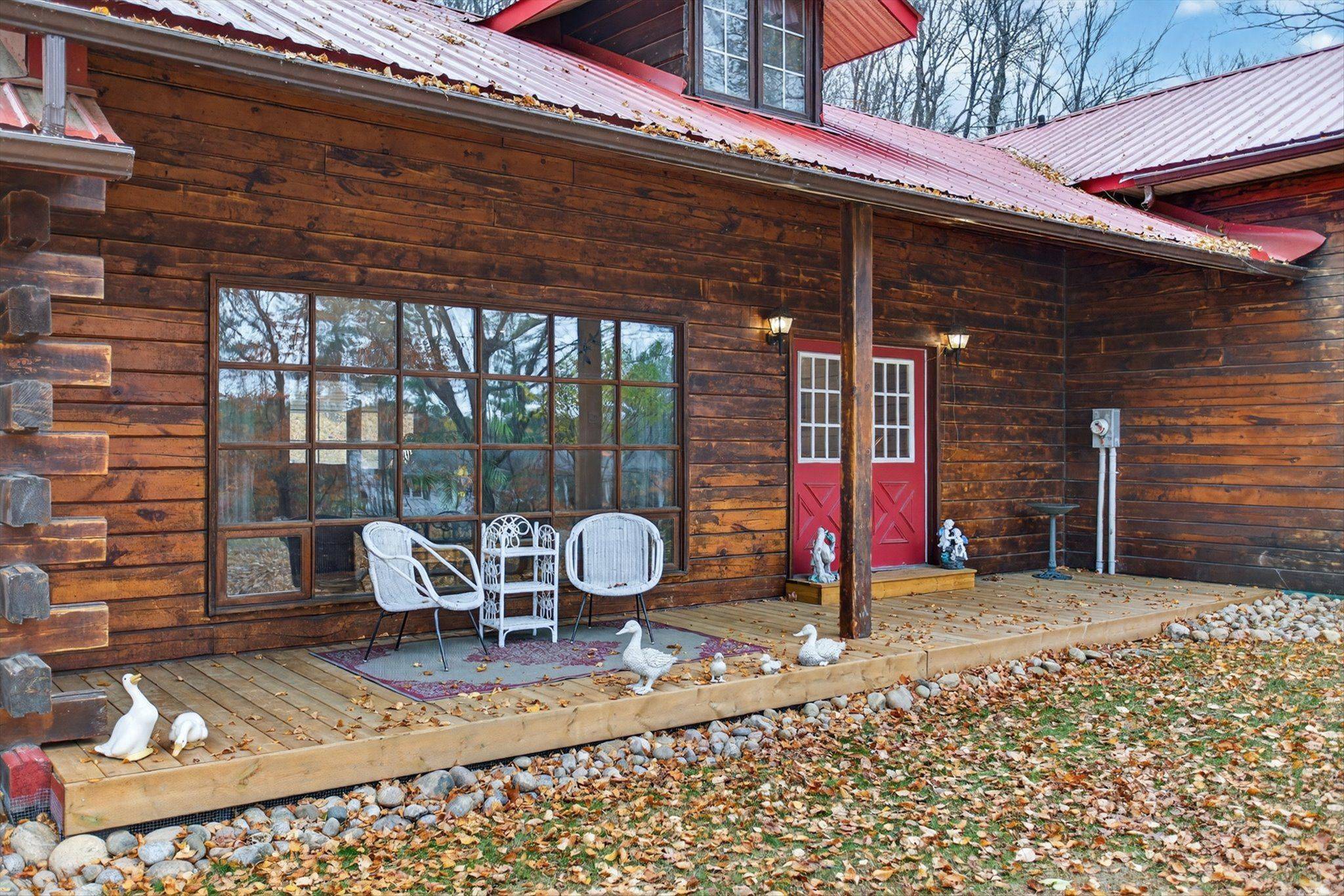 82 Bay Lake RD, Bancroft, ON K0L 2L0