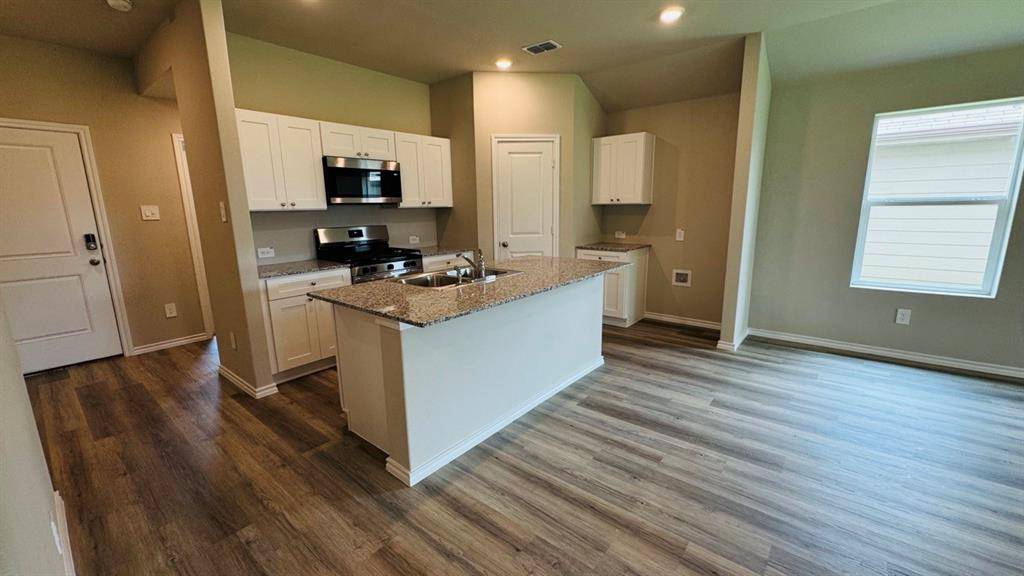 16569 PORT ARTHUR Place, Justin, TX 76247