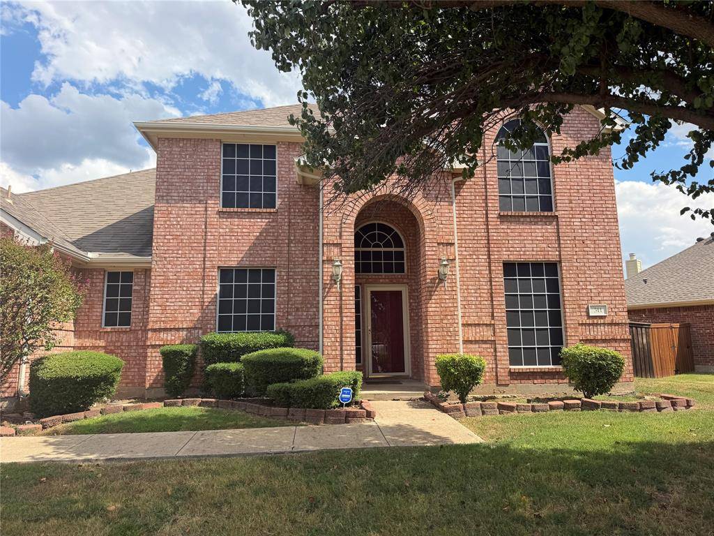 311 Holly Leaf Trail, Forney, TX 75126