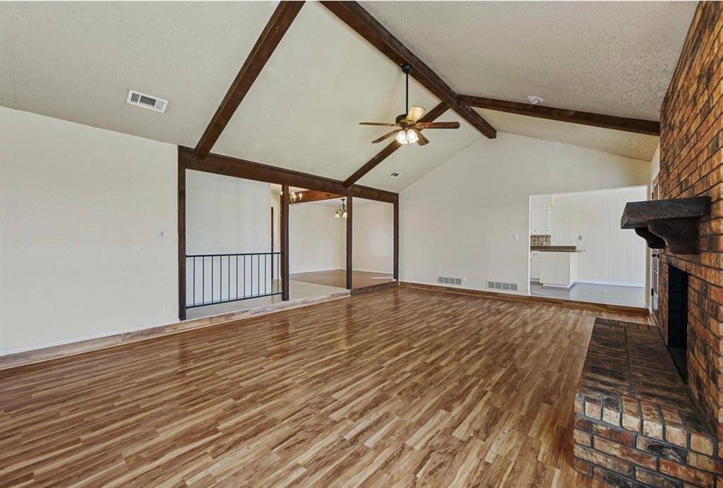 8721 Hidden Hill Drive, Fort Worth, TX 76179