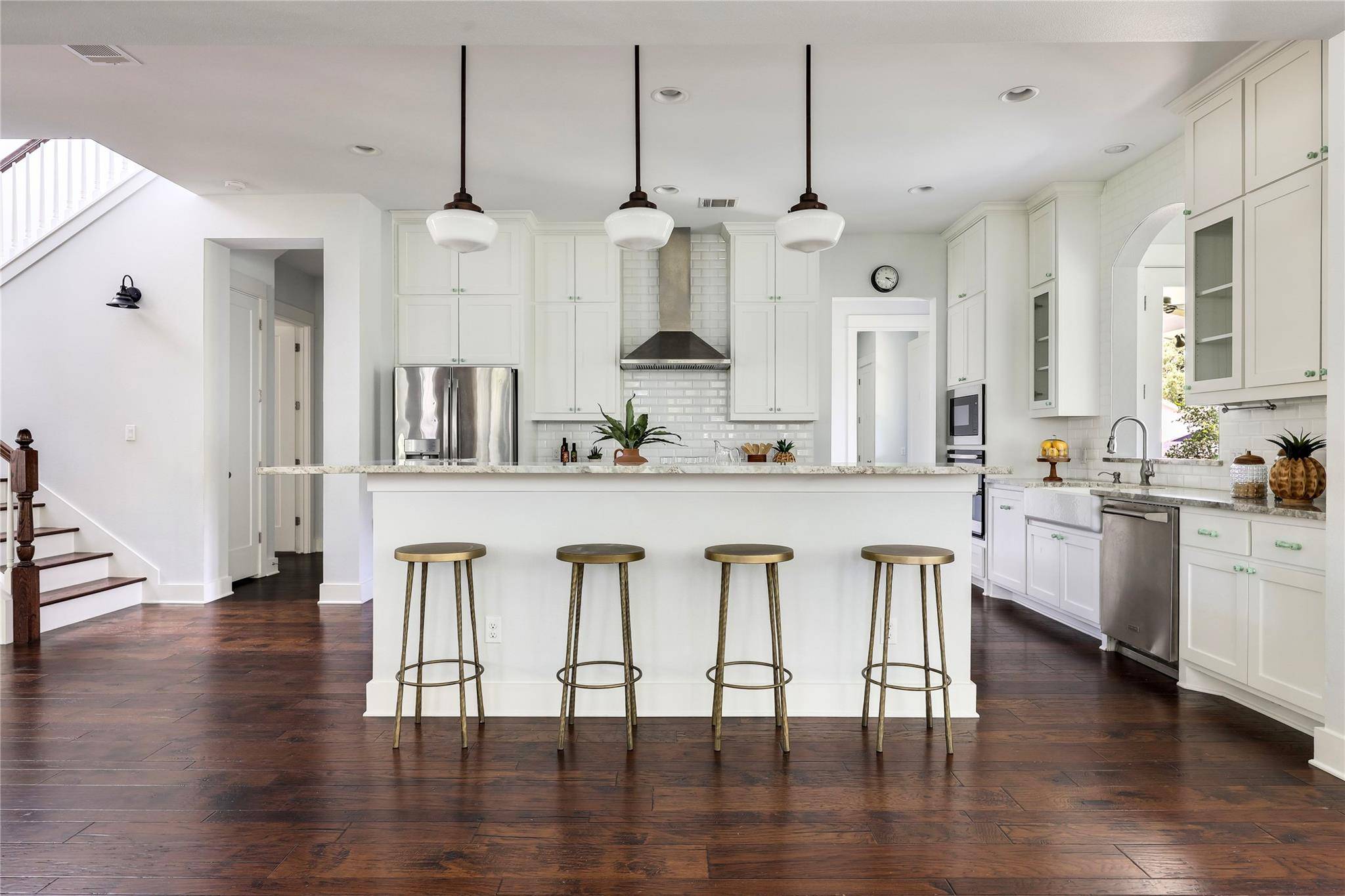 1296 Trebled Waters TRL, Driftwood, TX 78619