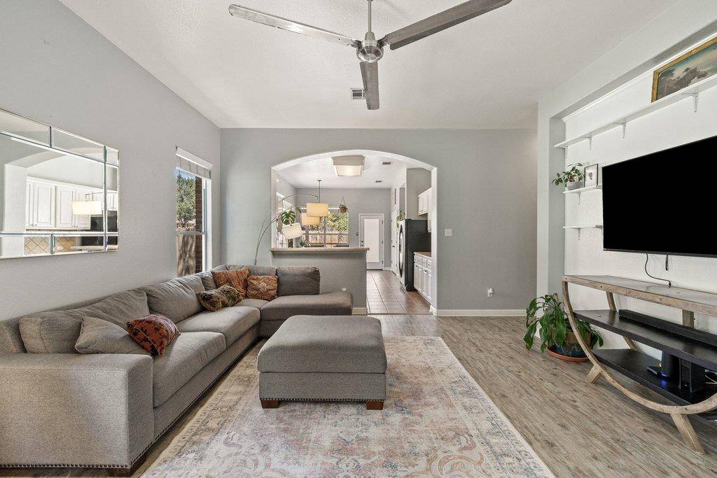 10336 Channel Island DR, Austin, TX 78747