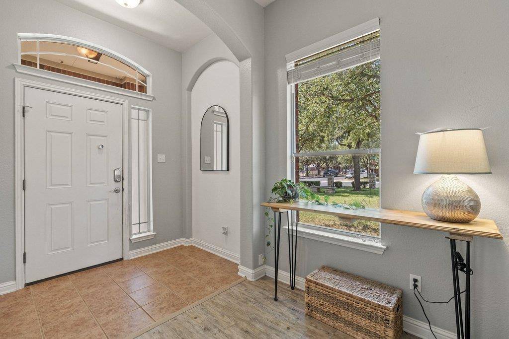 10336 Channel Island DR, Austin, TX 78747
