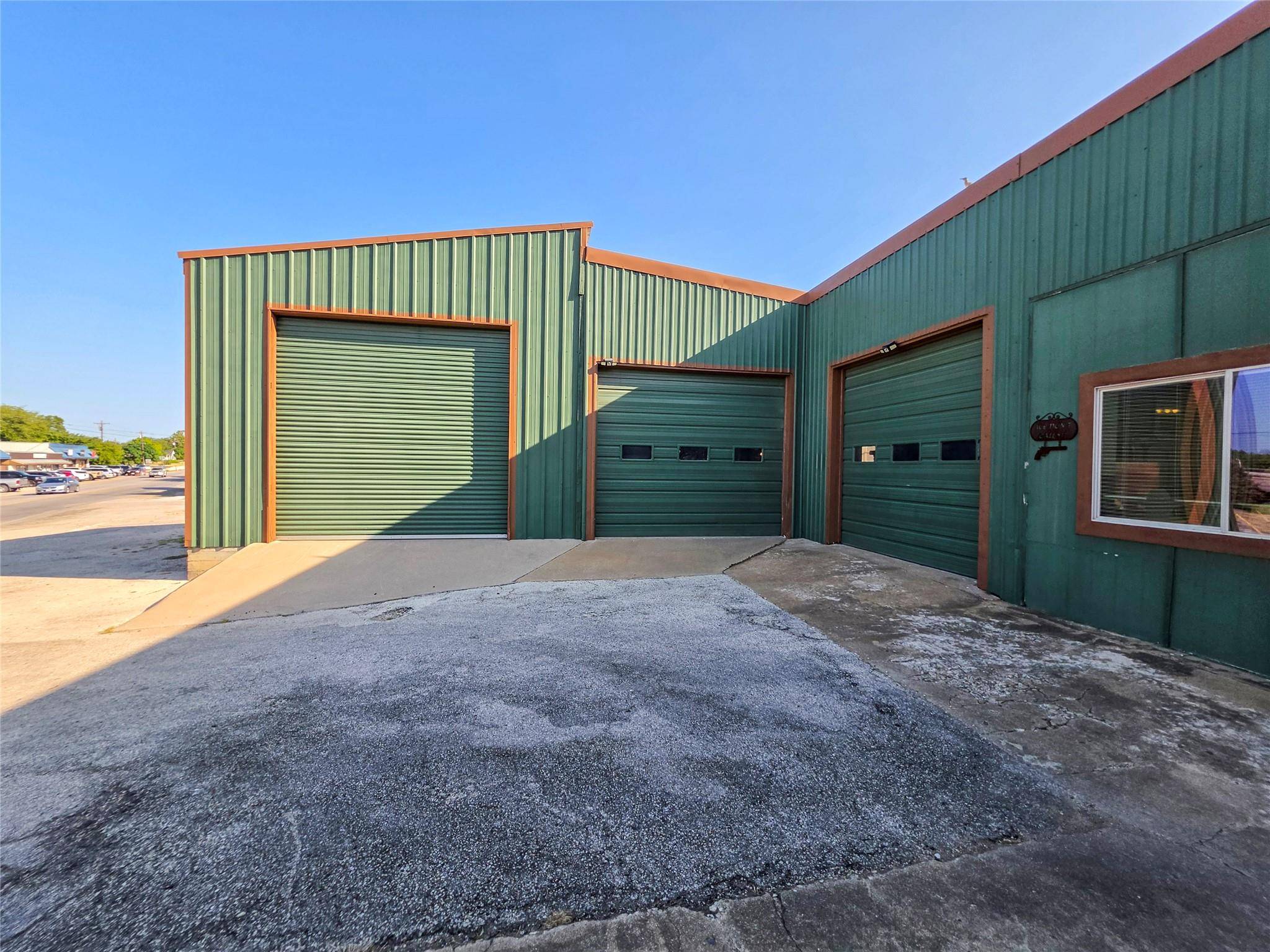 1100 Main ST, Liberty Hill, TX 78642