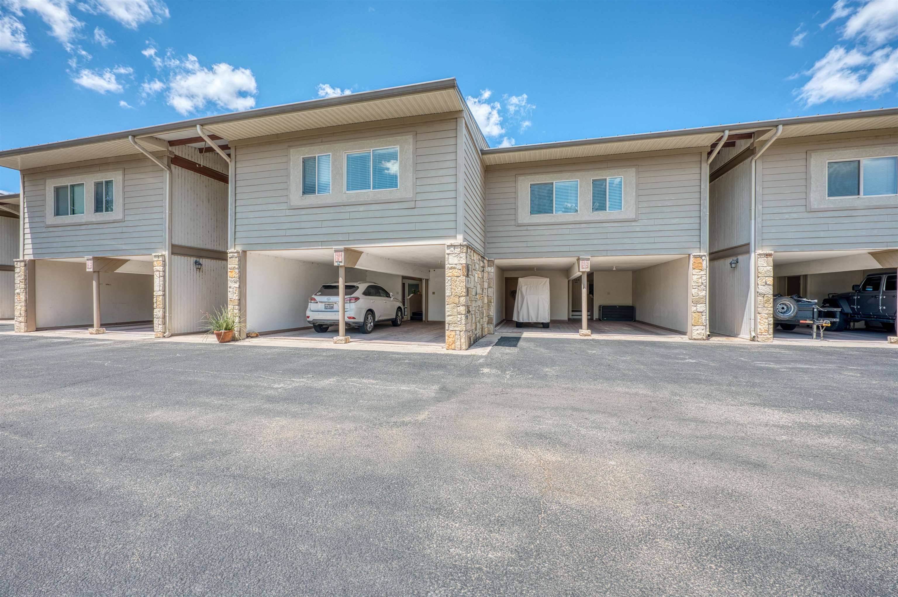 306 Out Yonder, Horseshoe Bay, TX 78657-0000