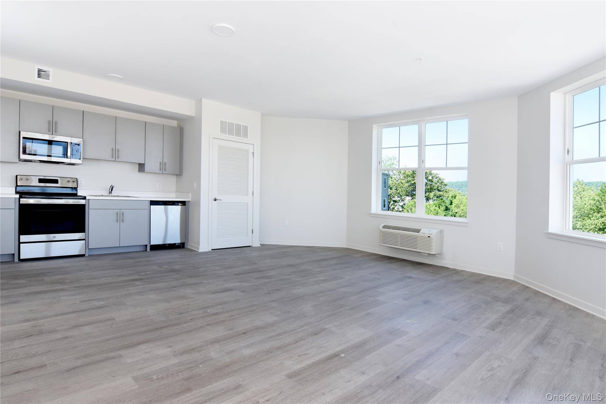 56 Prospect ST #504, Yonkers, NY 10701