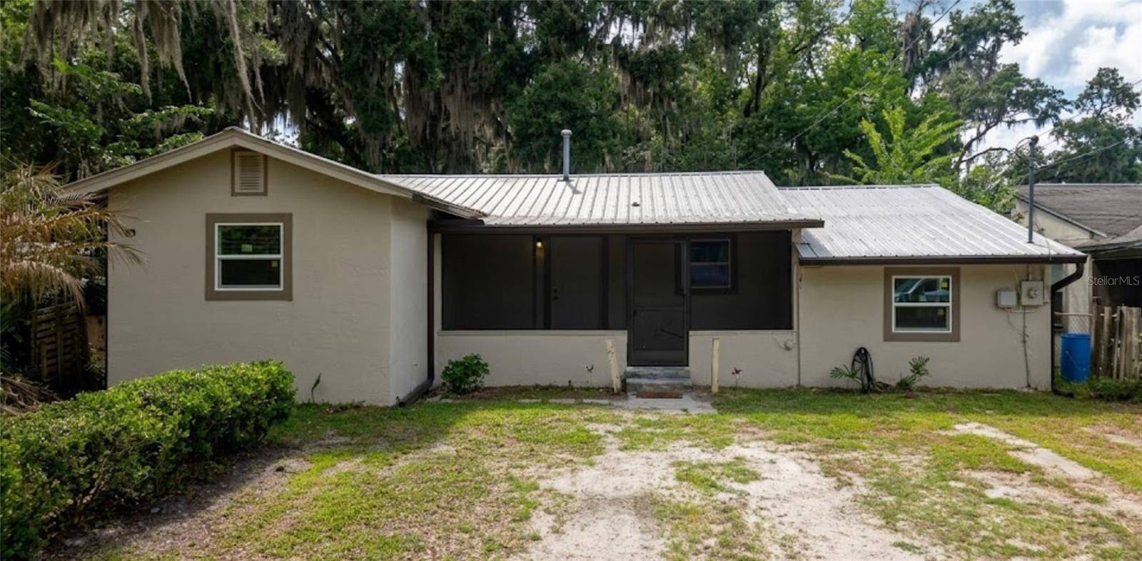 210 S 15TH ST, Palatka, FL 32177