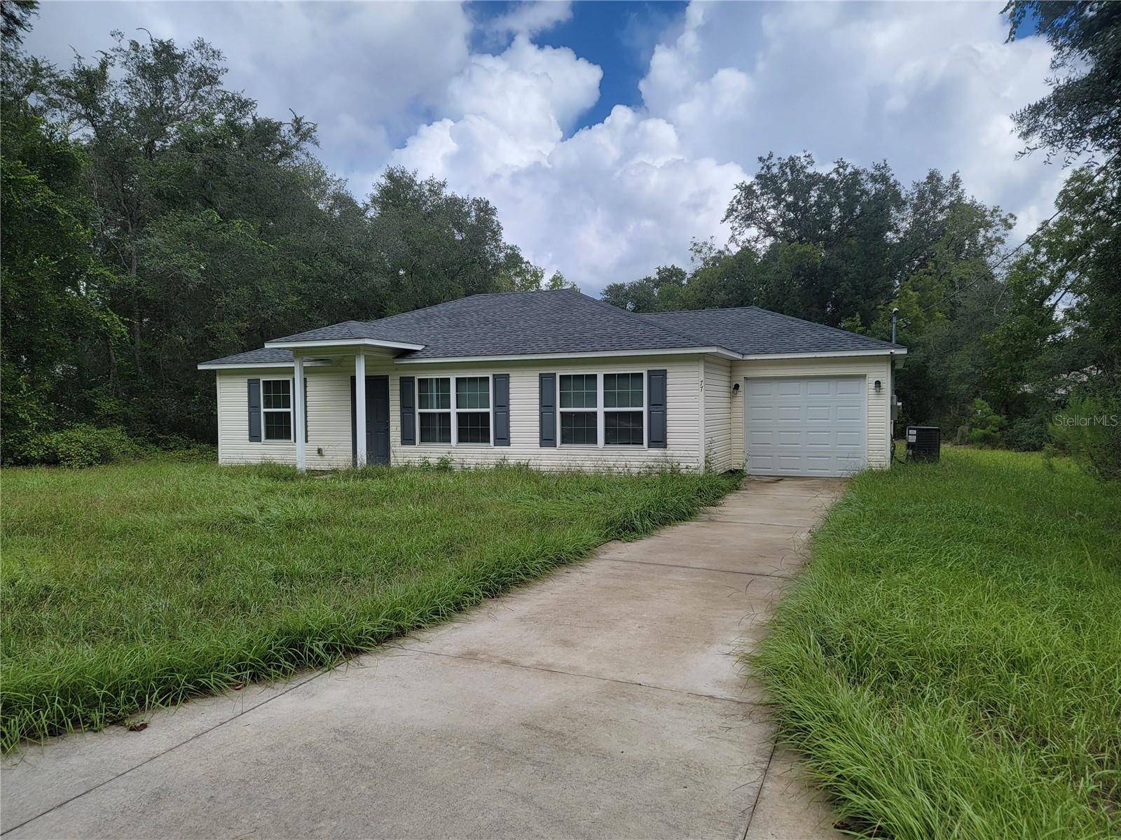 77 FISHER WAY CRSE, Ocklawaha, FL 32179