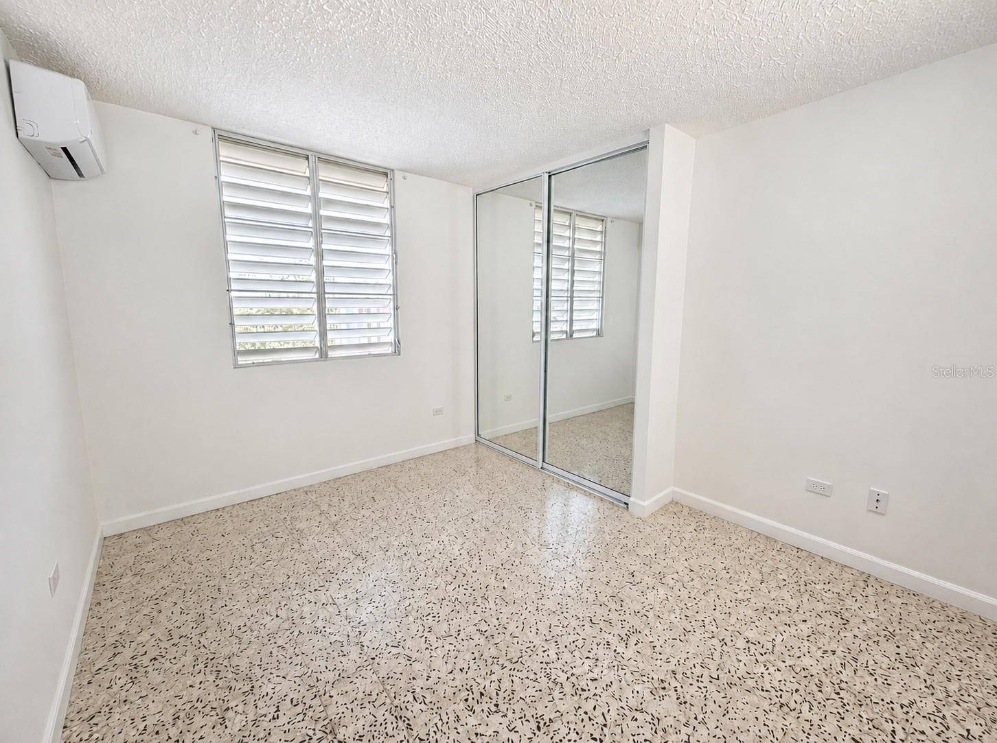 3 CALLE 3 #54, Bayamon, PR 00957
