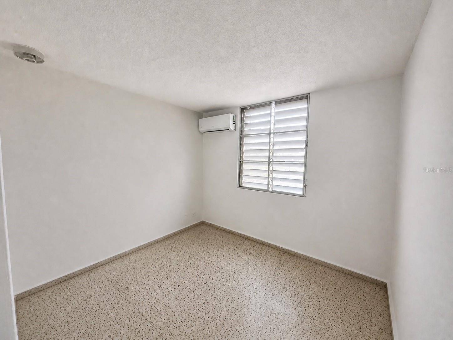 3 CALLE 3 #54, Bayamon, PR 00957