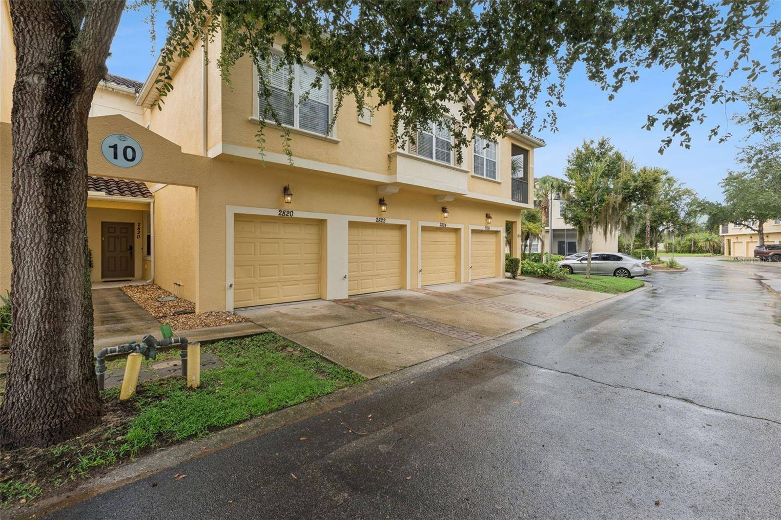 2820 OAKWATER DR, Kissimmee, FL 34747