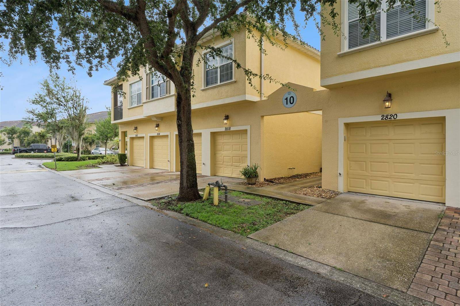 2820 OAKWATER DR, Kissimmee, FL 34747