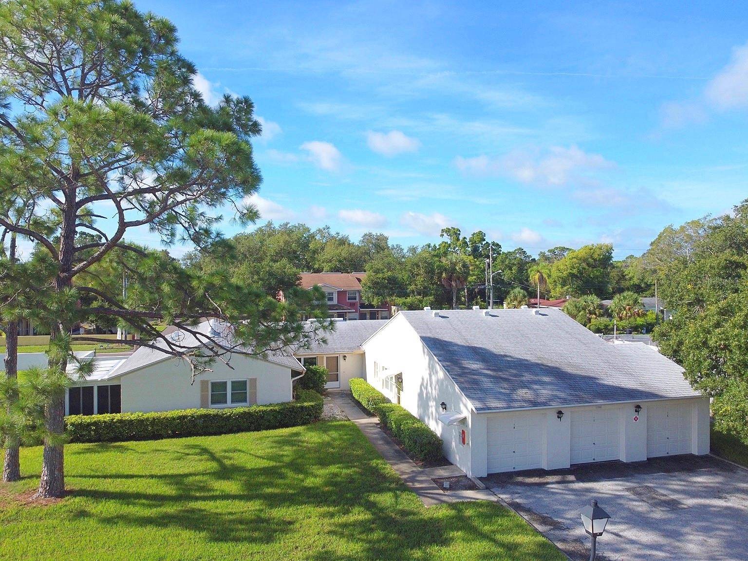 3386 39TH ST S #B, St Petersburg, FL 33711