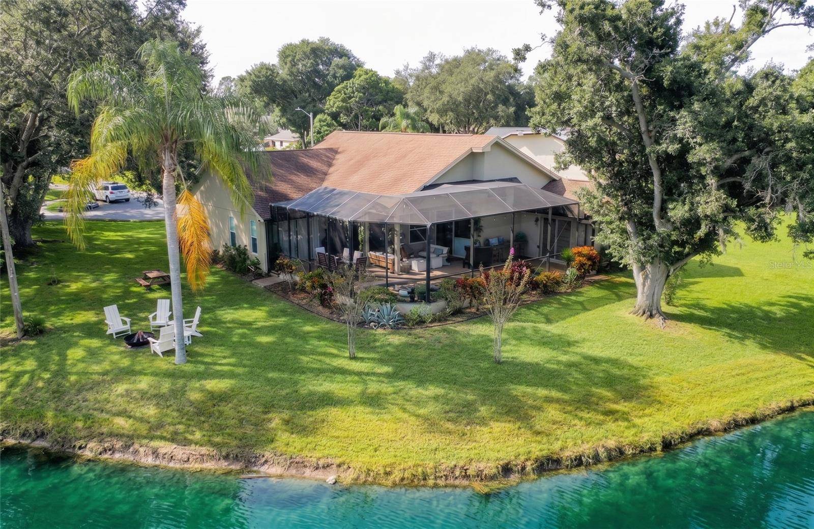 1650 WINNERS CIR, Tarpon Springs, FL 34689