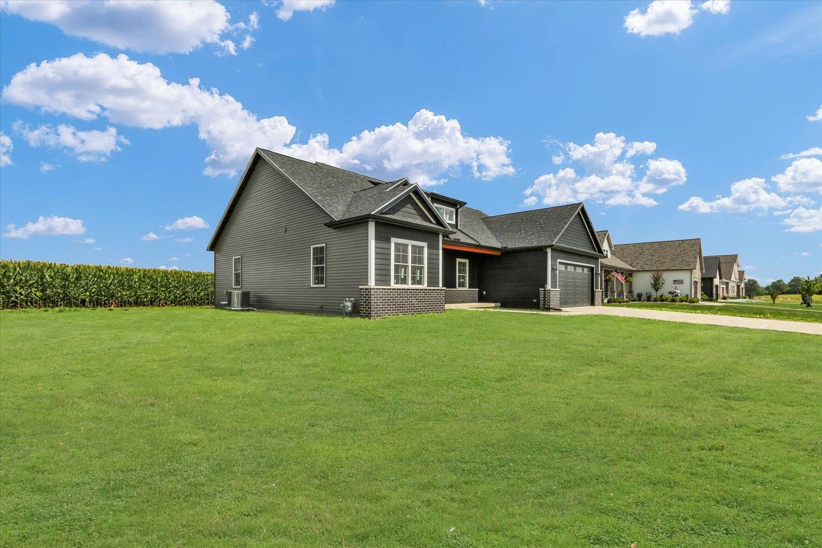 2834 Stone Creek BLVD, Urbana, IL 61802