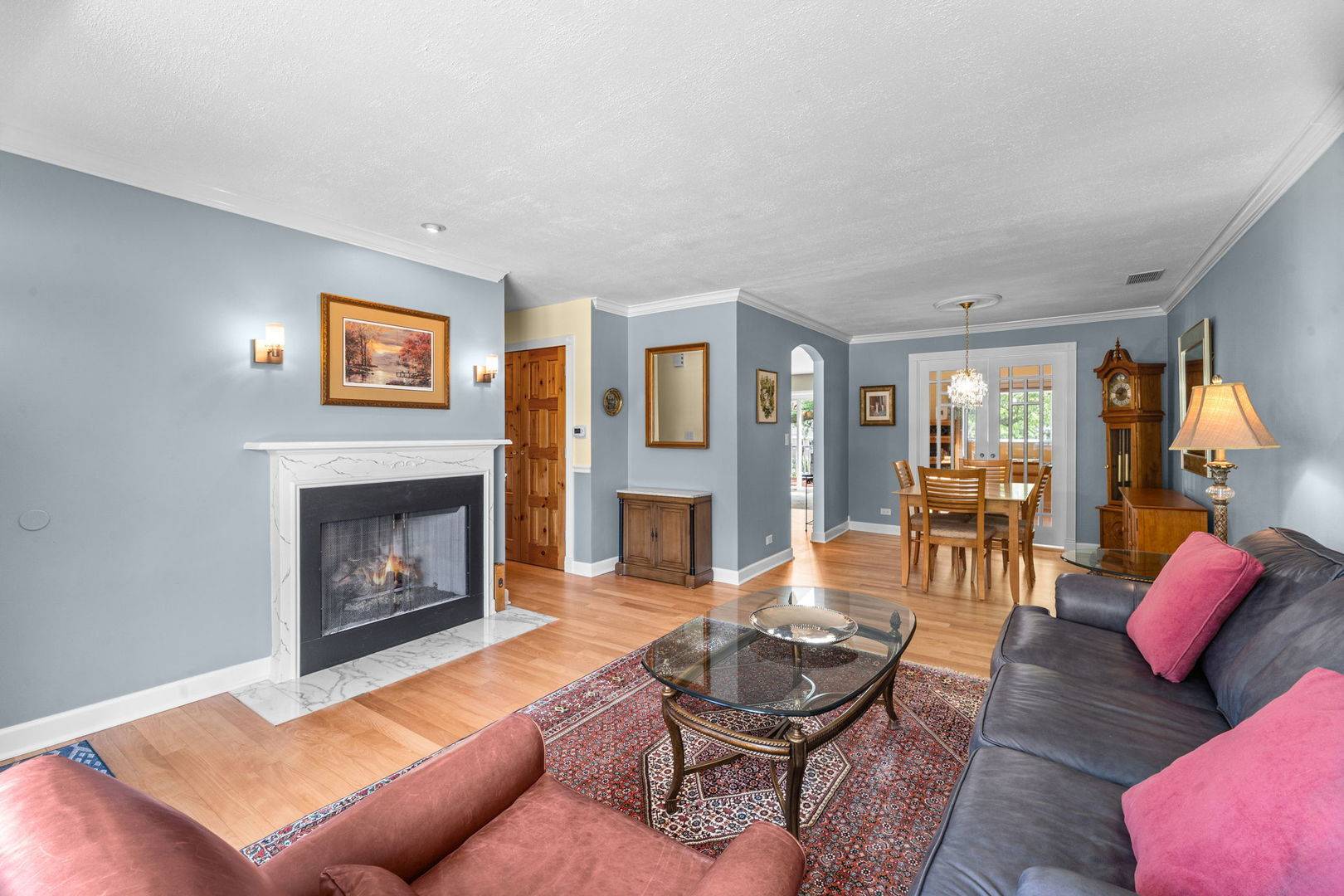 545 Newark LN, Hoffman Estates, IL 60169